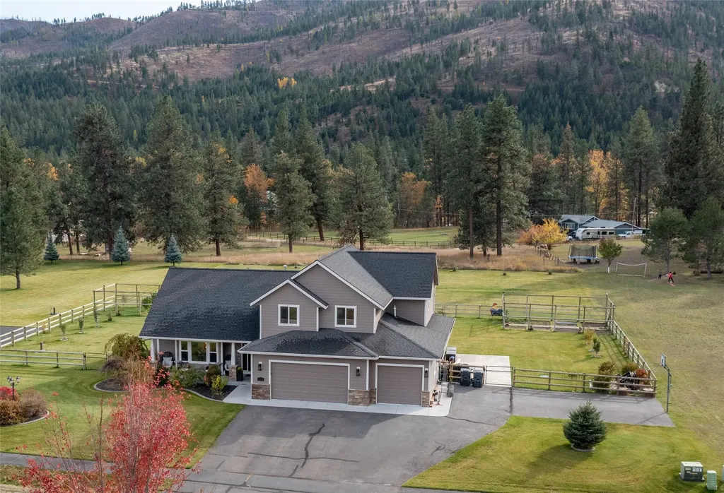 10636 Nez Perce Loop Lolo MT 59847