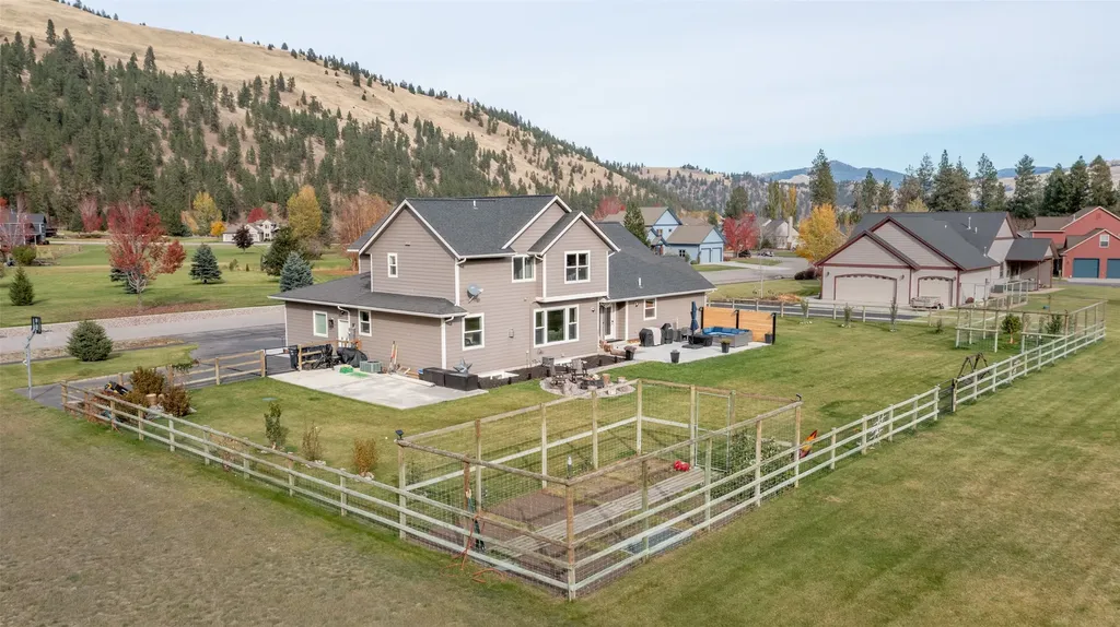 10636 Nez Perce Loop Lolo MT 59847