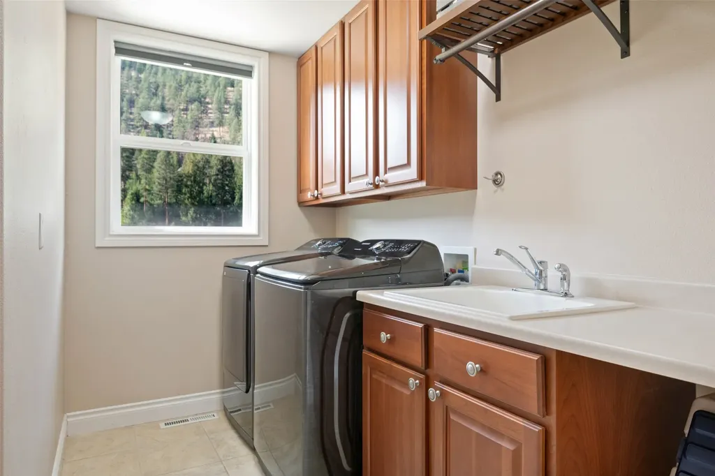 10636 Nez Perce Loop Lolo MT 59847
