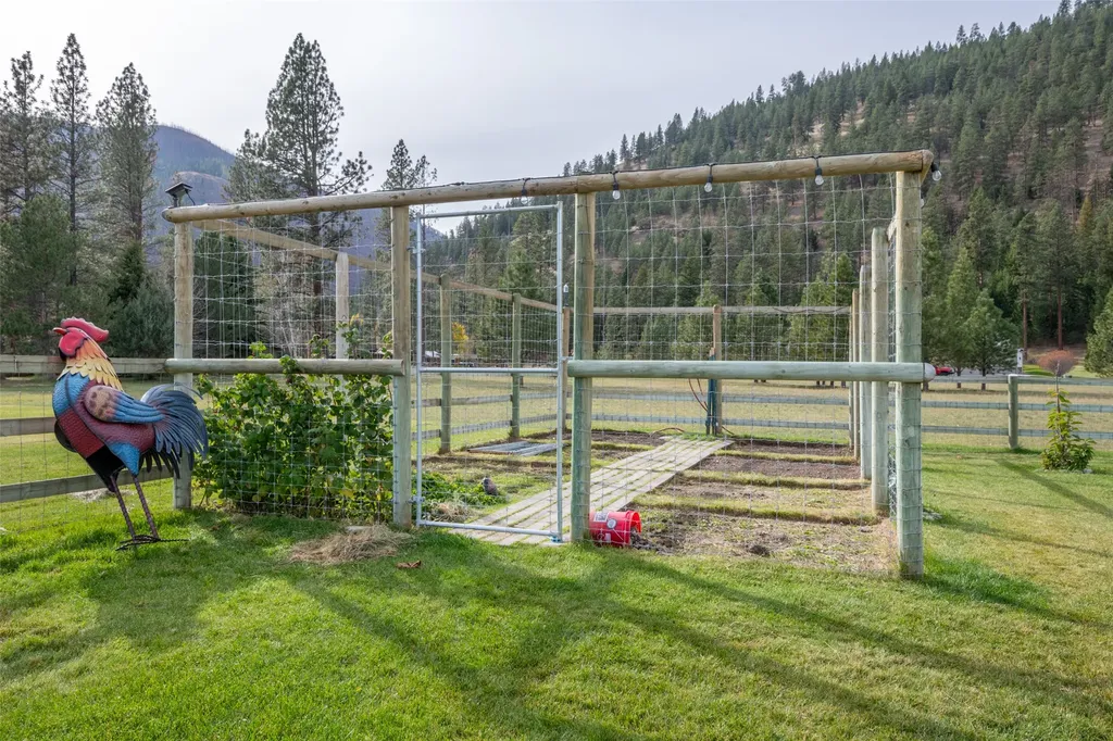 10636 Nez Perce Loop Lolo MT 59847