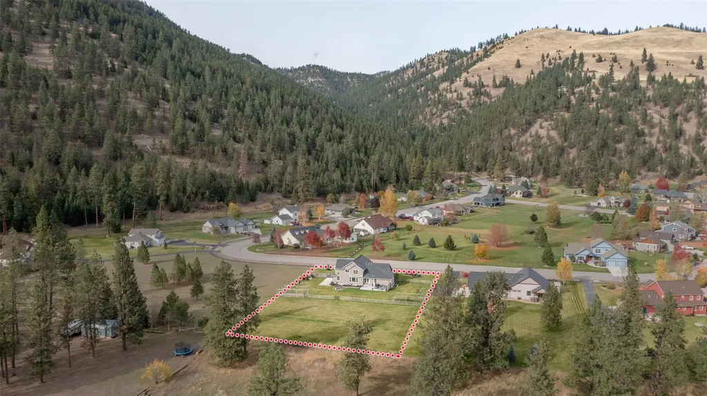 10636 Nez Perce Loop Lolo MT 59847