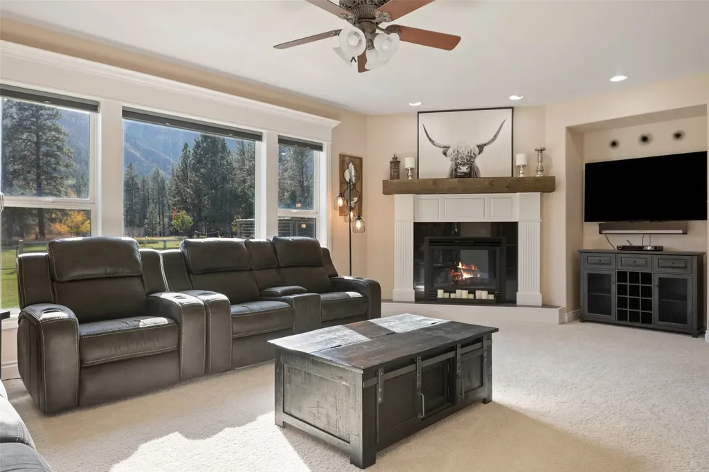 10636 Nez Perce Loop Lolo MT 59847