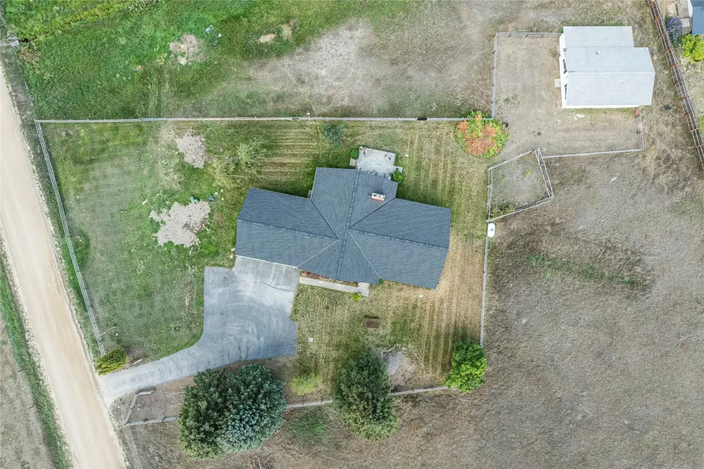 803 Indian Prairie Loop Stevensville MT 59870