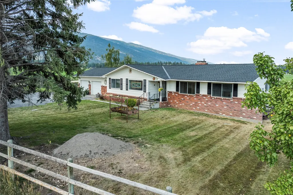 803 Indian Prairie Loop Stevensville MT 59870