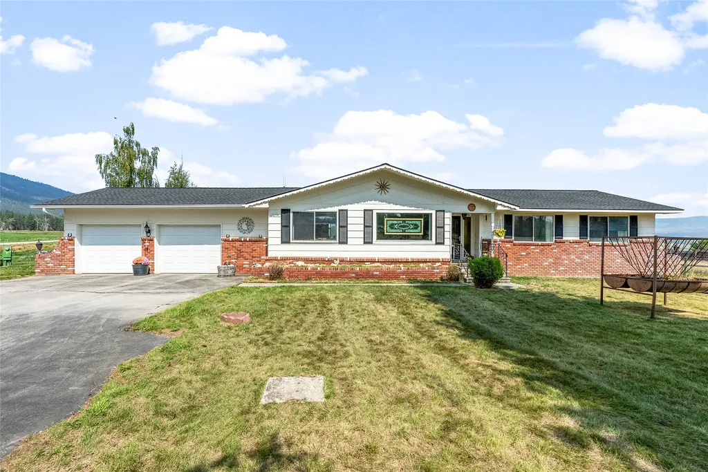 803 Indian Prairie Loop Stevensville MT 59870