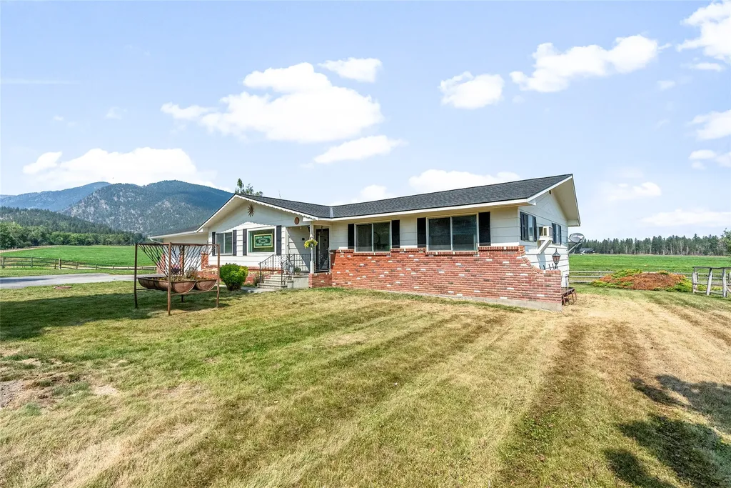 803 Indian Prairie Loop Stevensville MT 59870