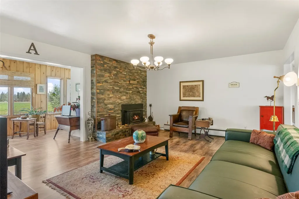 803 Indian Prairie Loop Stevensville MT 59870