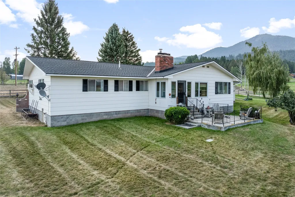803 Indian Prairie Loop Stevensville MT 59870