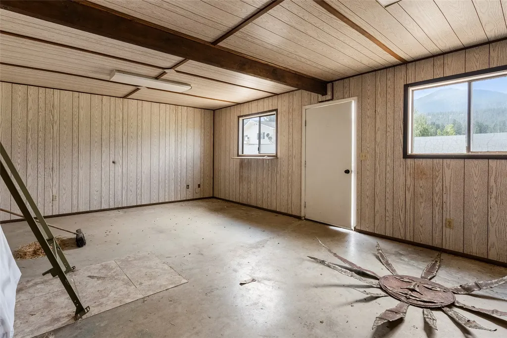 803 Indian Prairie Loop Stevensville MT 59870