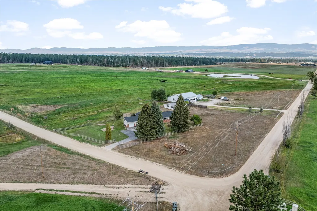 803 Indian Prairie Loop Stevensville MT 59870