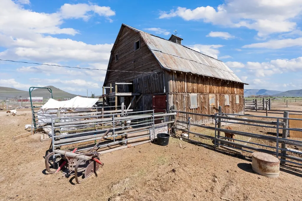 125 Hot Springs Road Hot Springs MT 59845
