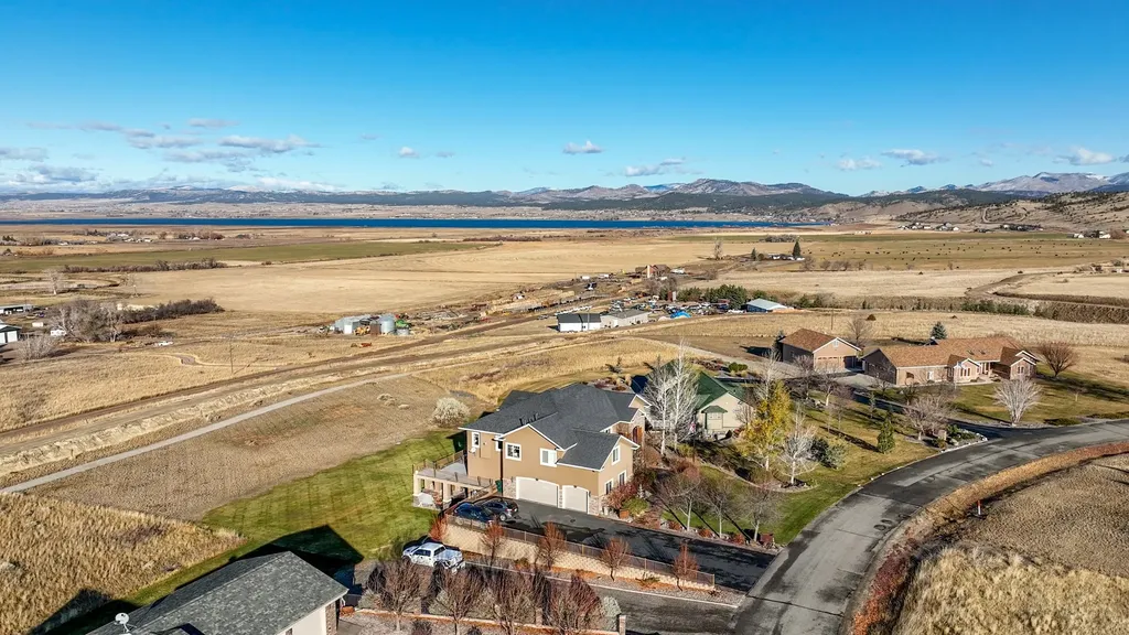 4428 Fox View Loop Helena MT 59602