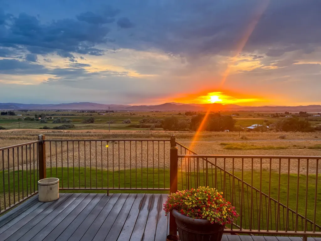 4428 Fox View Loop Helena MT 59602