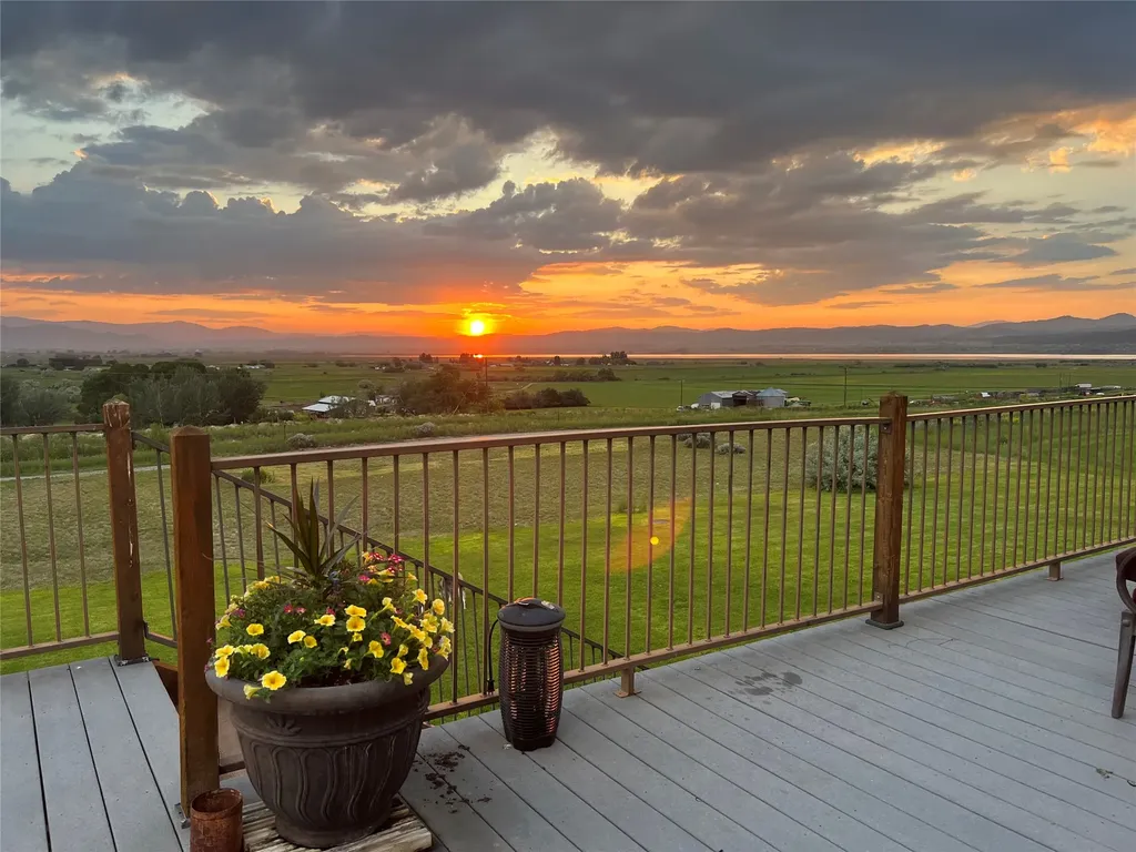 4428 Fox View Loop Helena MT 59602