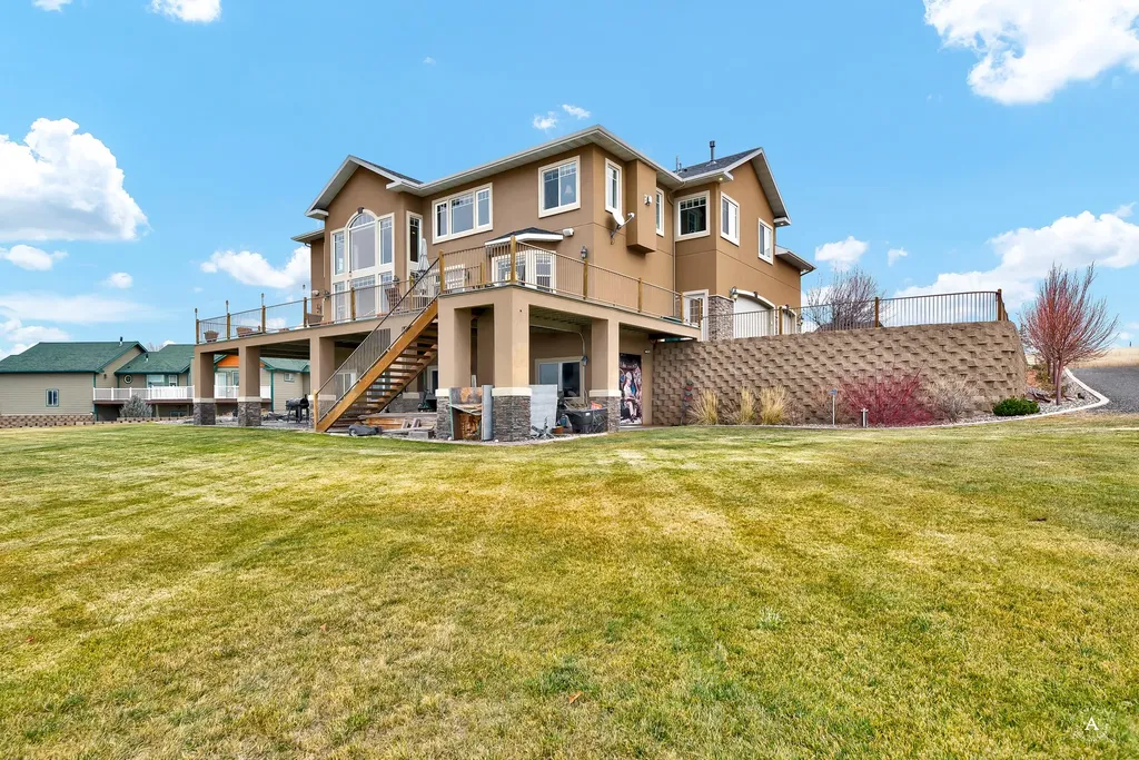 4428 Fox View Loop Helena MT 59602