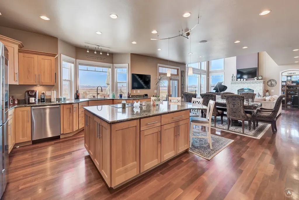 4428 Fox View Loop Helena MT 59602