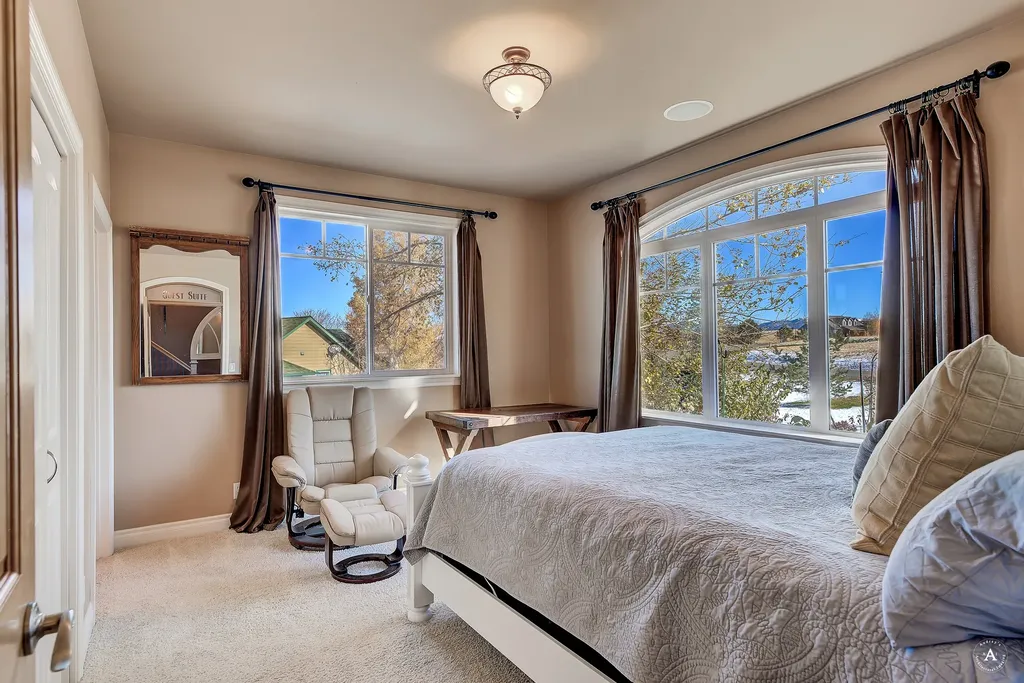 4428 Fox View Loop Helena MT 59602