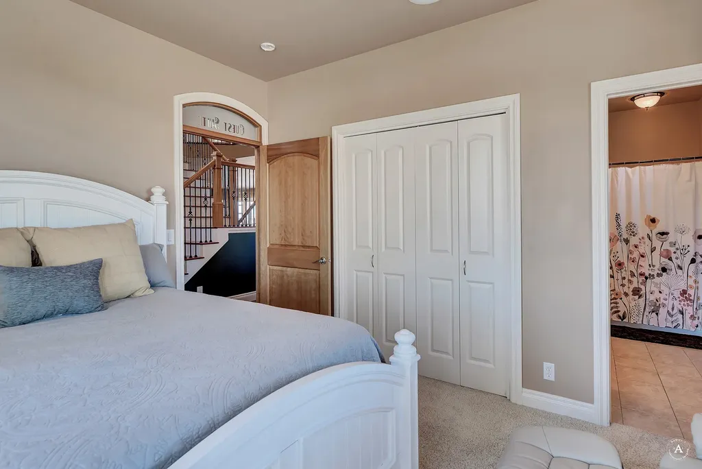 4428 Fox View Loop Helena MT 59602