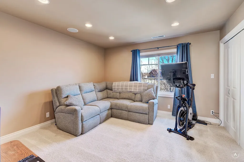4428 Fox View Loop Helena MT 59602