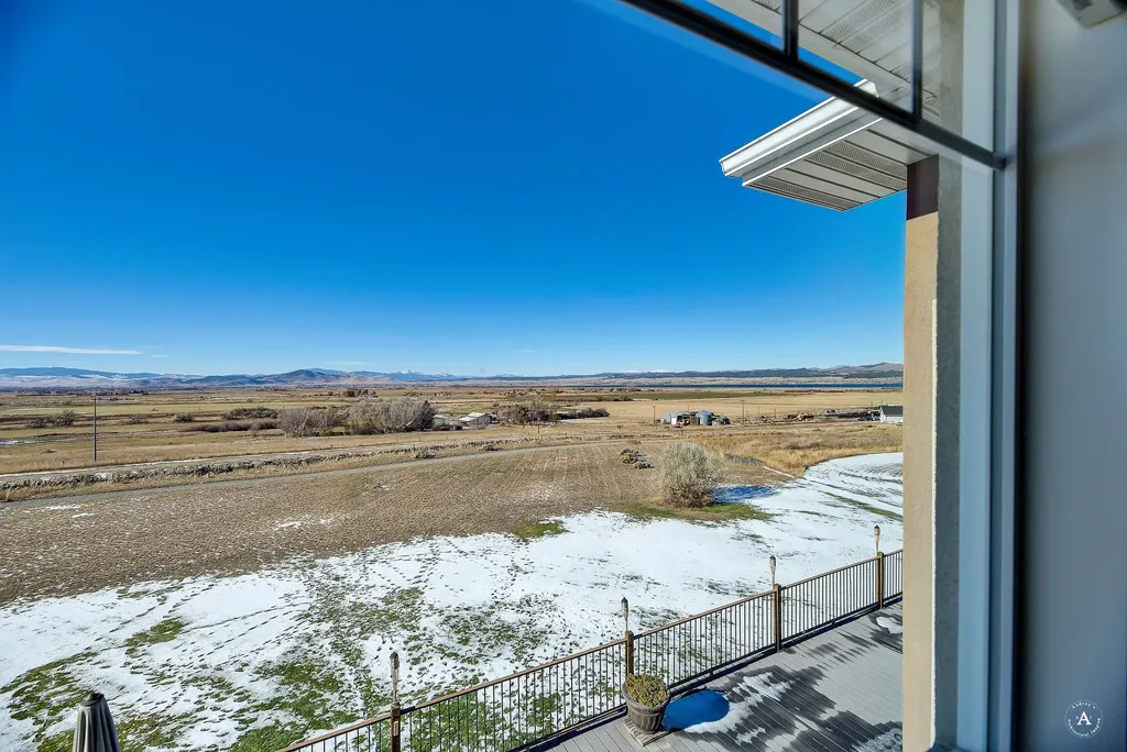 4428 Fox View Loop Helena MT 59602