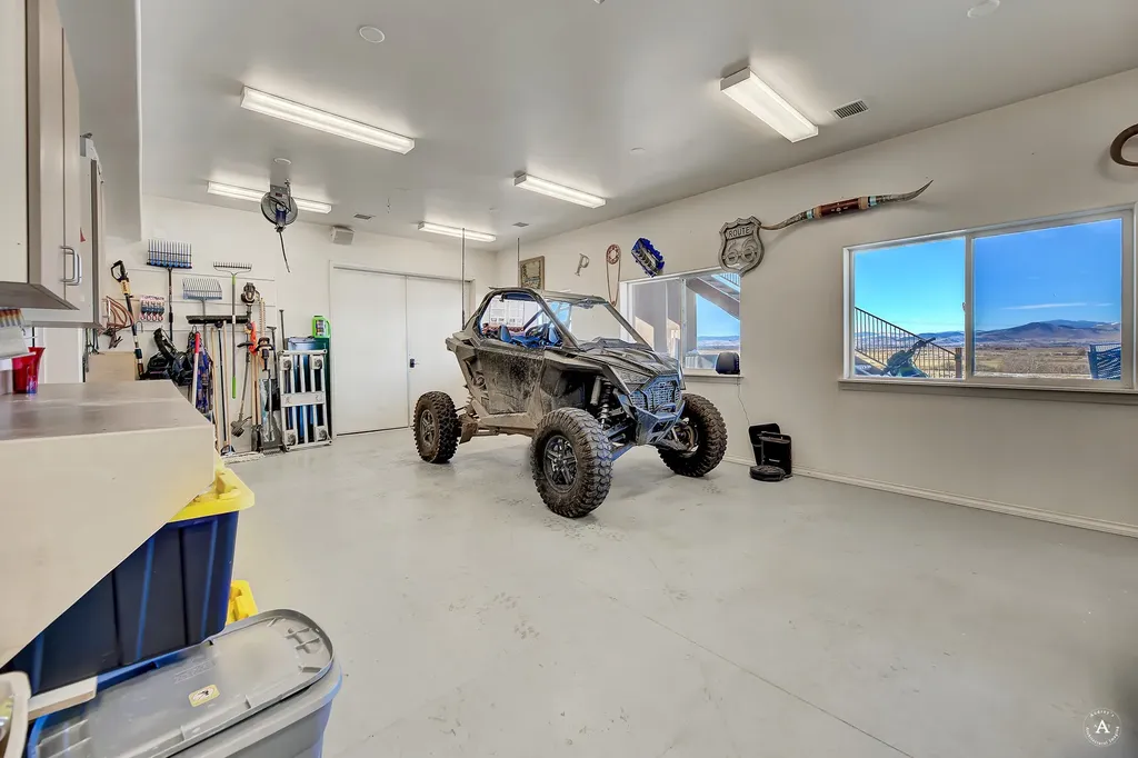 4428 Fox View Loop Helena MT 59602
