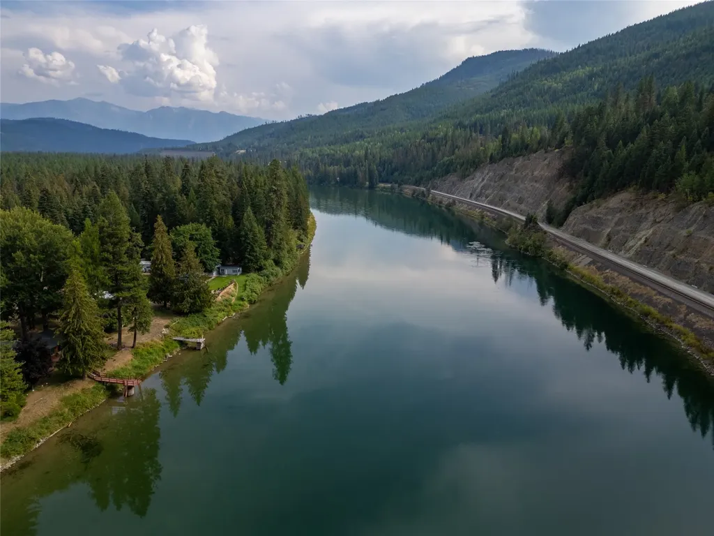 644 Waterfront Road Troy MT 59935
