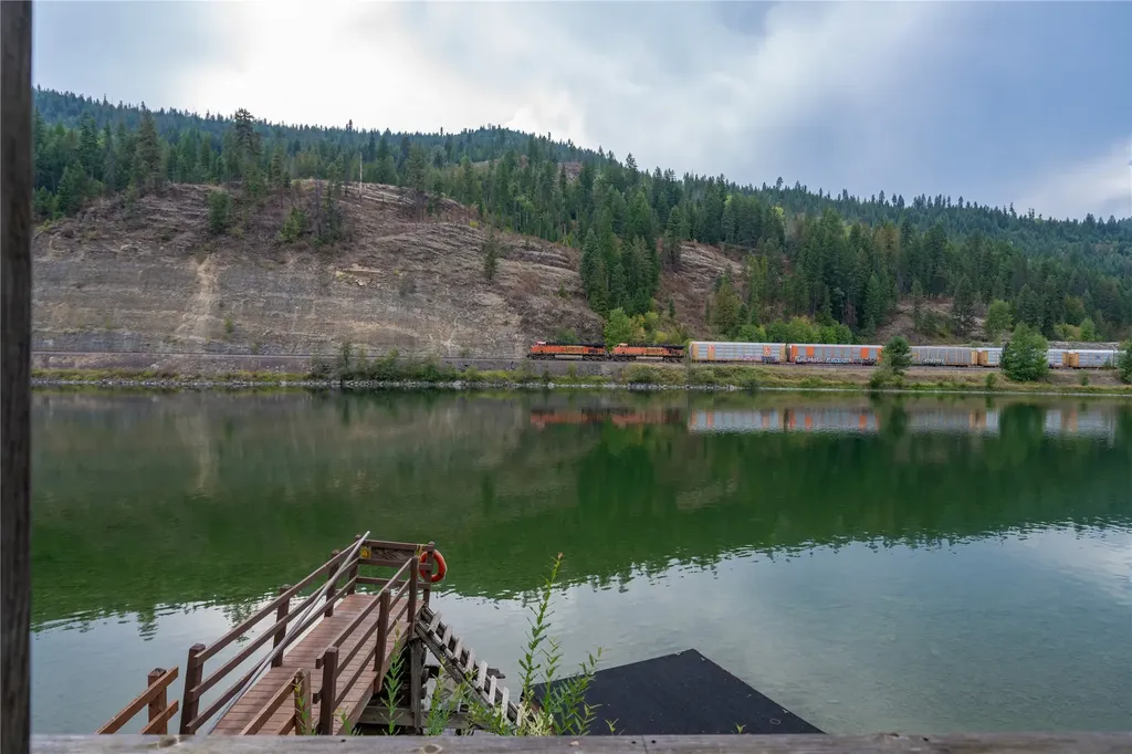 644 Waterfront Road Troy MT 59935