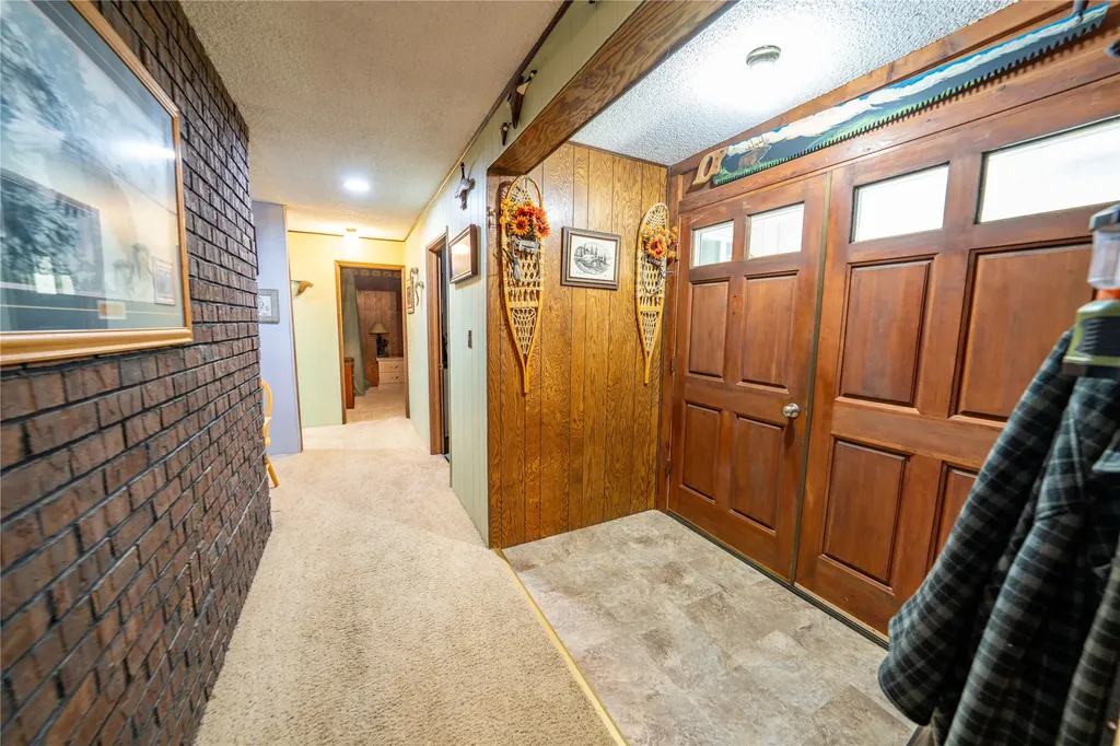 644 Waterfront Road Troy MT 59935