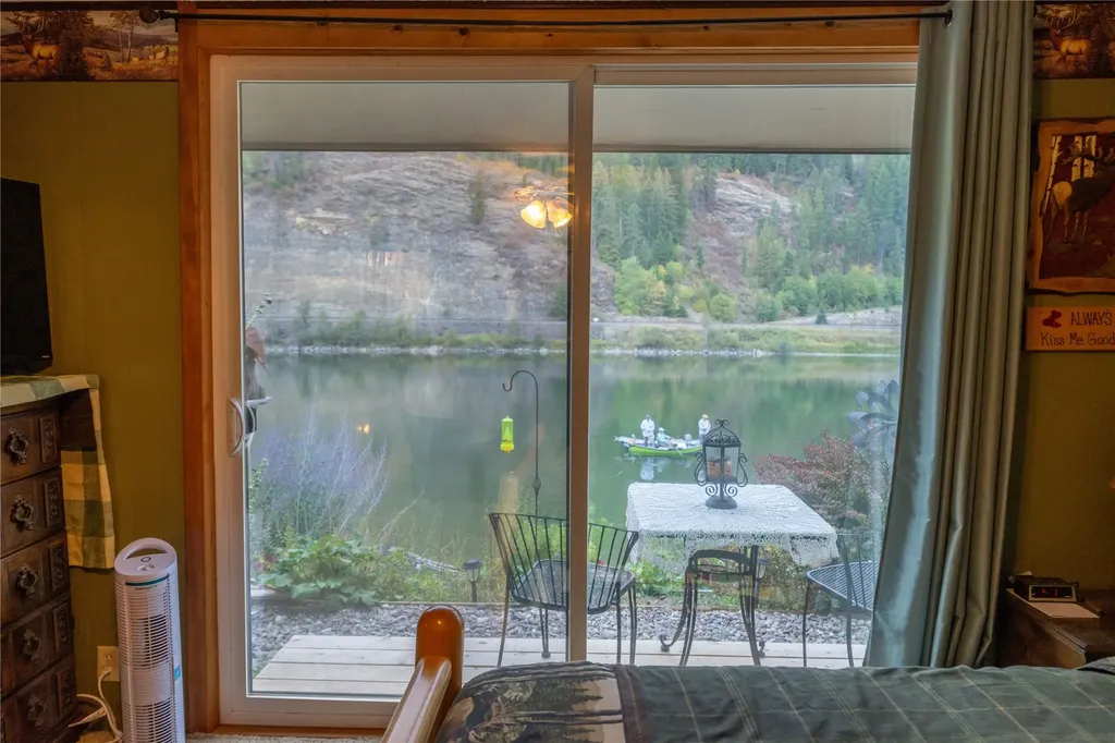 644 Waterfront Road Troy MT 59935