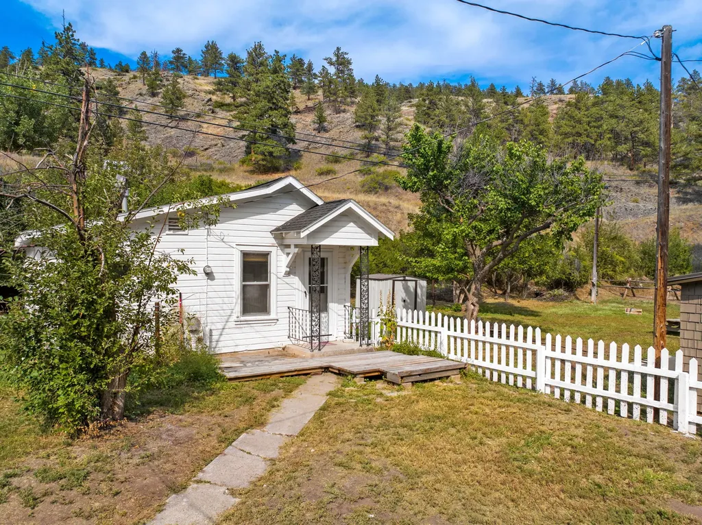 300 Wolf Creek Main Street Wolf Creek MT 59648
