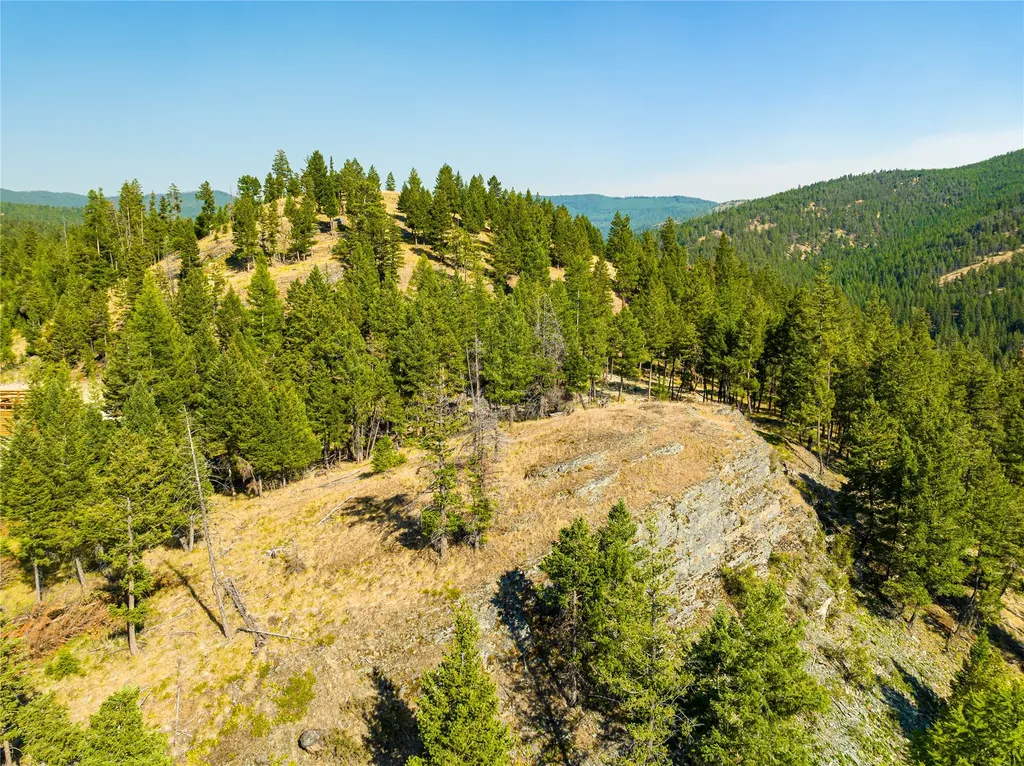 123 Seeley Lane Kila MT 59920