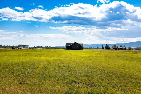 275 Holbrook Drive Kalispell MT 59901