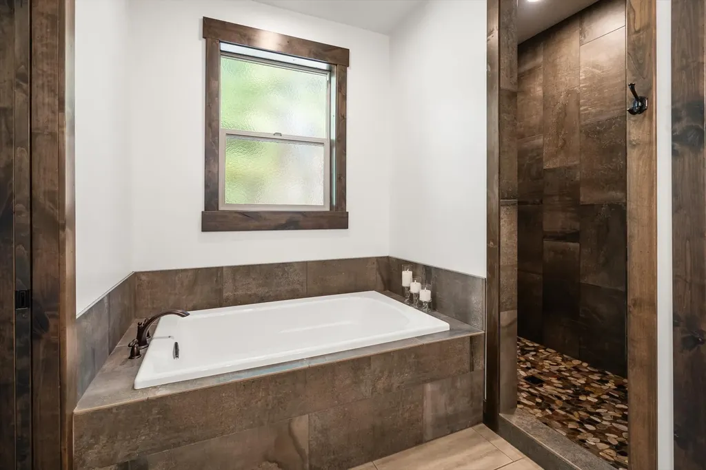 19 Raccoon Trail Whitefish MT 59937