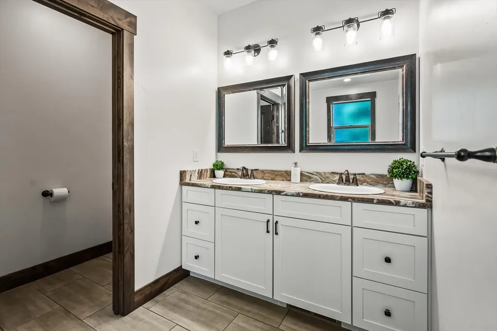 19 Raccoon Trail Whitefish MT 59937