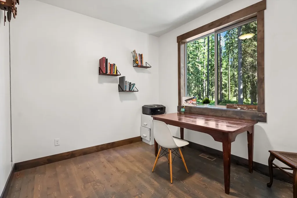 19 Raccoon Trail Whitefish MT 59937