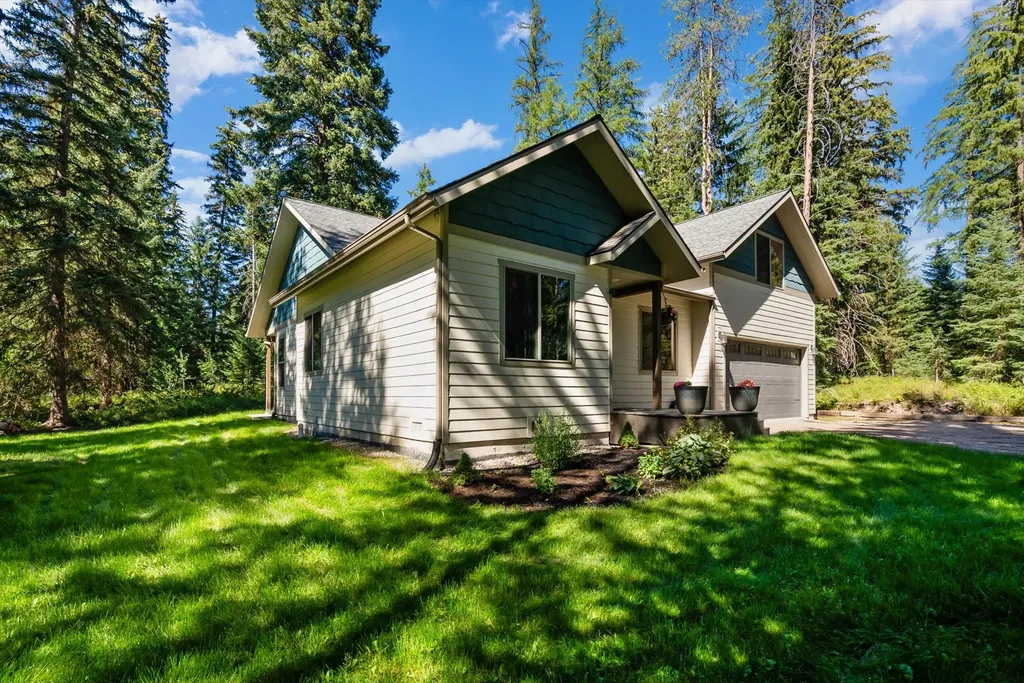 19 Raccoon Trail Whitefish MT 59937