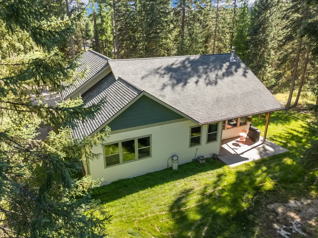 19 Raccoon Trail Whitefish MT 59937