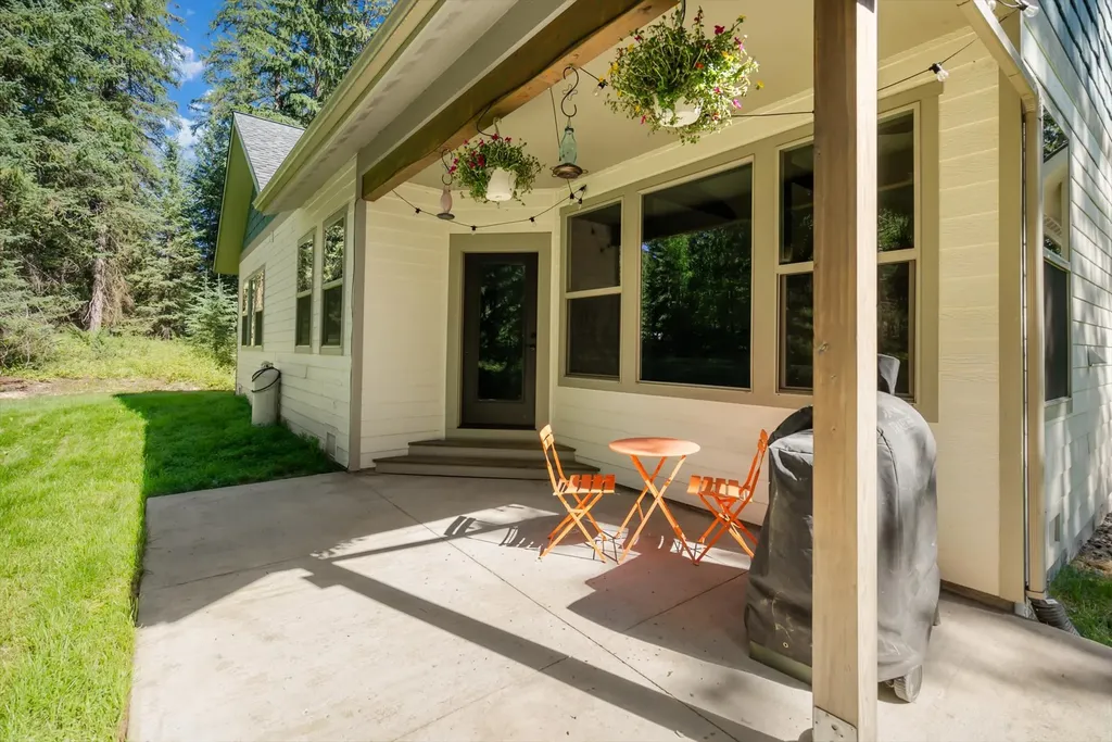 19 Raccoon Trail Whitefish MT 59937