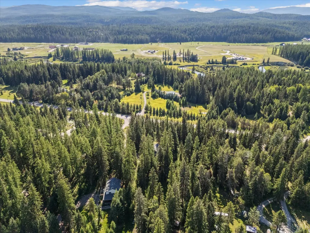 19 Raccoon Trail Whitefish MT 59937
