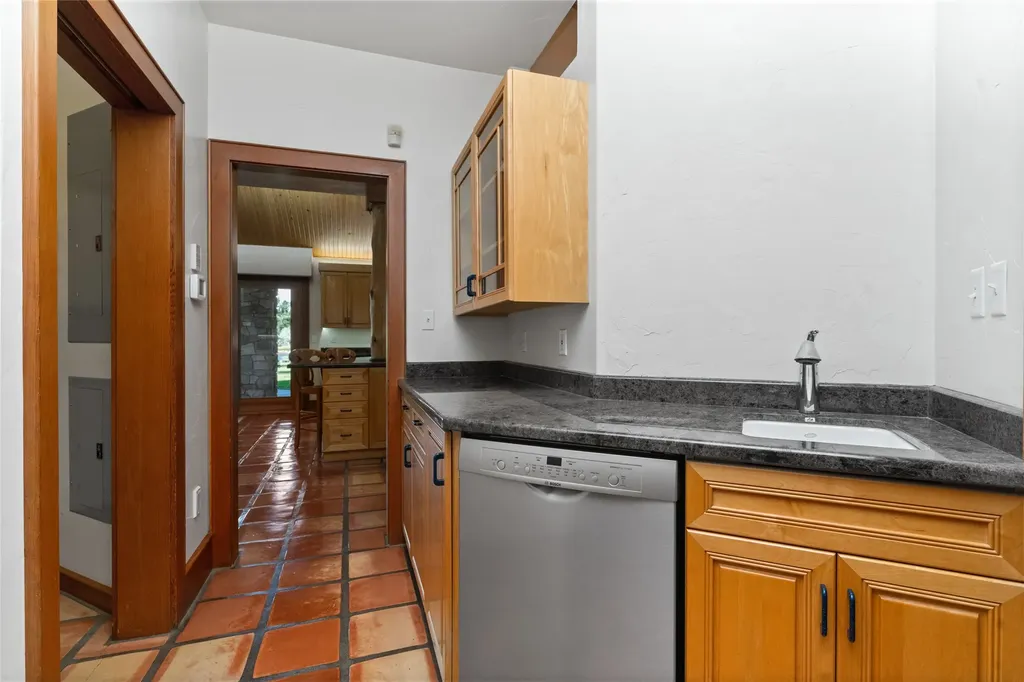 2715 Park Garden Lane Great Falls MT 59404