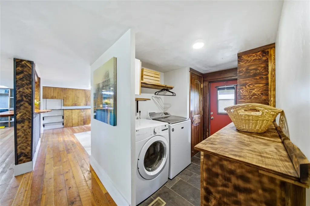 27901 Norris Road Bozeman MT 59718