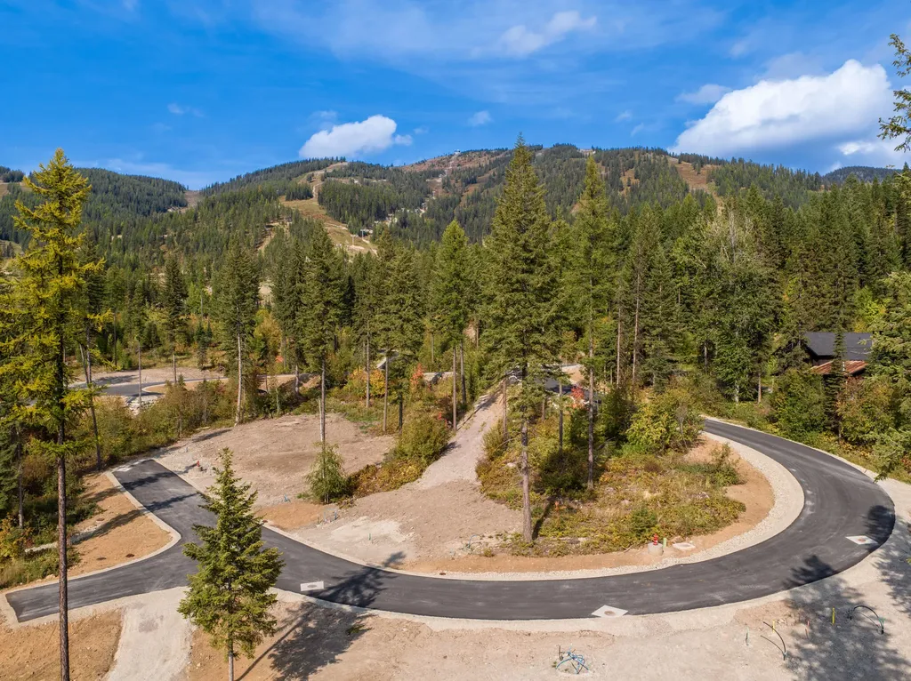 441 Jumping Rainbow Lane Whitefish MT 59937
