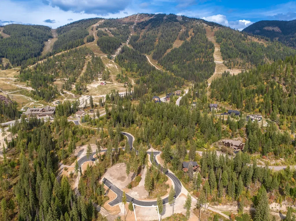 441 Jumping Rainbow Lane Whitefish MT 59937
