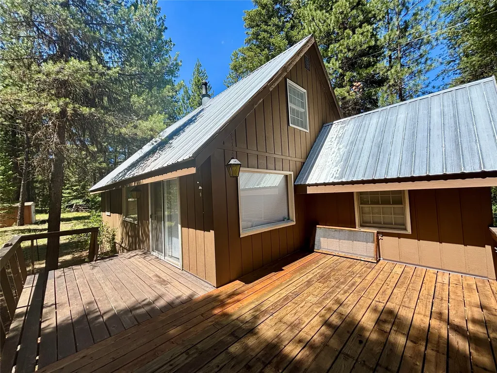 7076 Nez Perce Road Darby MT 59829