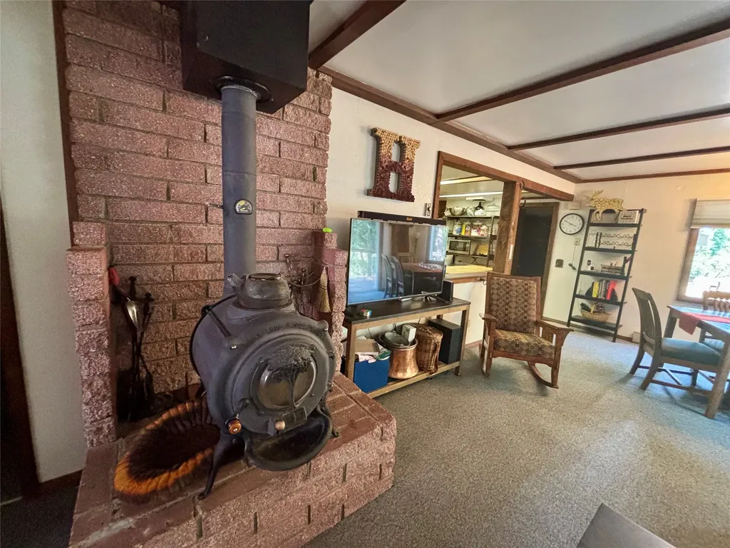 7076 Nez Perce Road Darby MT 59829