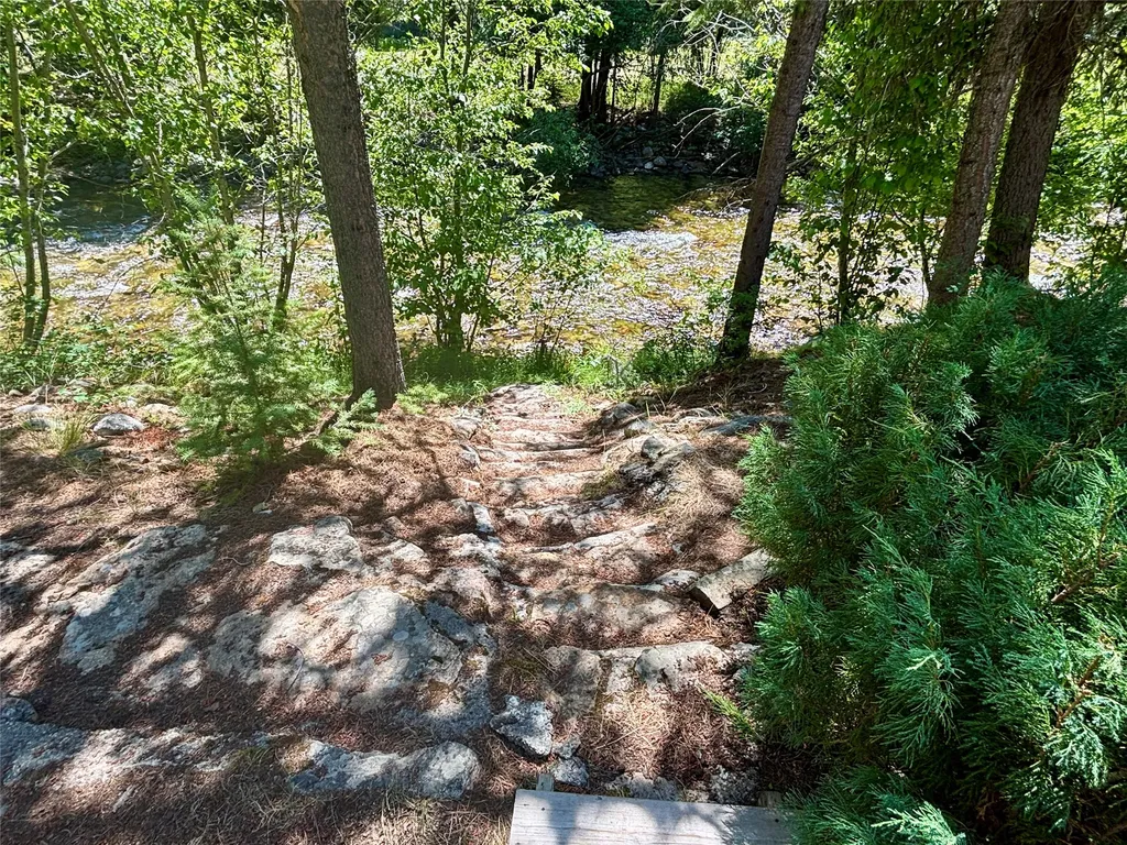 7076 Nez Perce Road Darby MT 59829