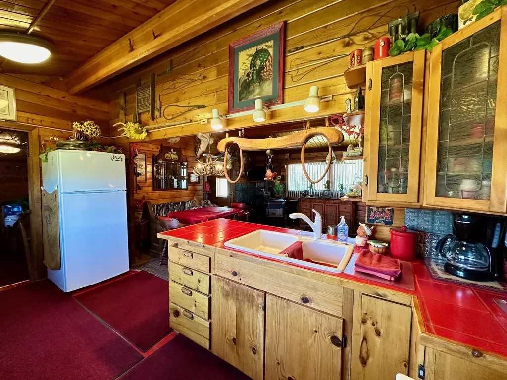 661 Dovetail Valentine Road Winnett MT 59087