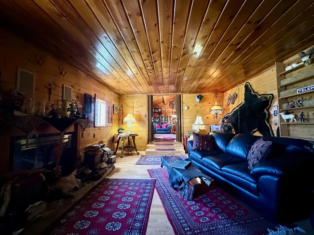 661 Dovetail Valentine Road Winnett MT 59087