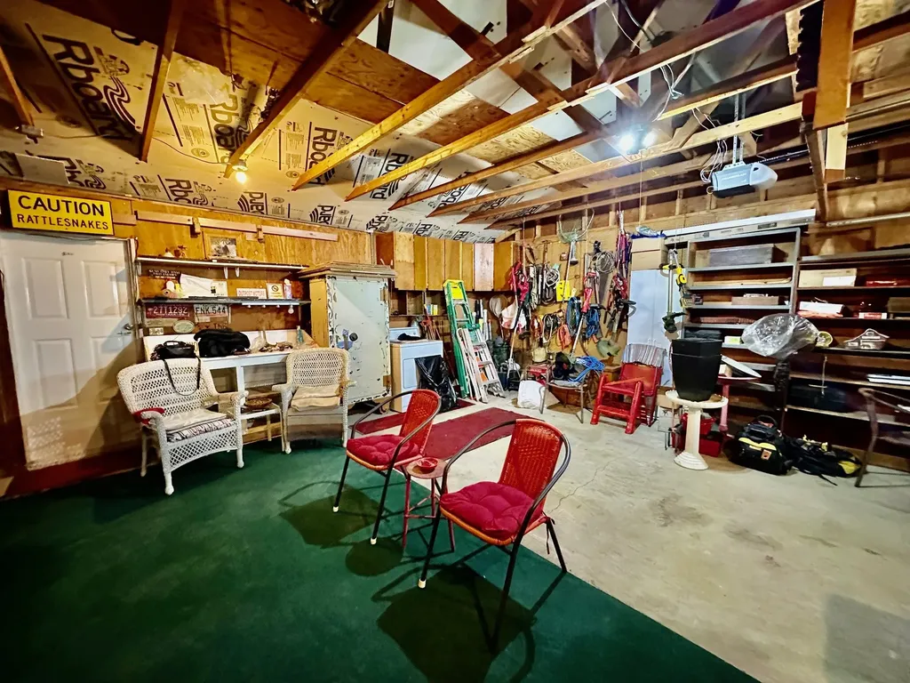 661 Dovetail Valentine Road Winnett MT 59087