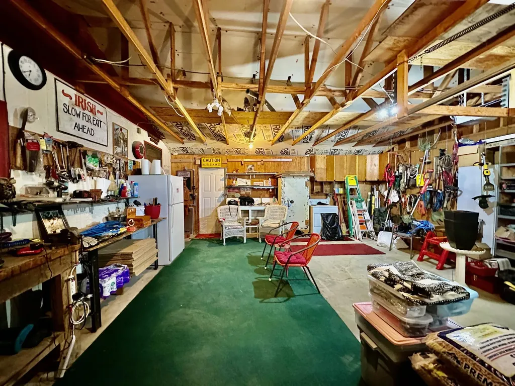 661 Dovetail Valentine Road Winnett MT 59087